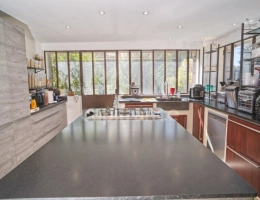 Vignette - Prestige - Propriete à vendre 9 pièces GRAVESON (13)