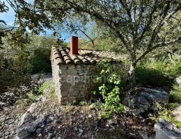 Vignette - Forestière - Terrain à vendre avec Mazet en pierre  SAUVE (30)