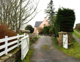 Vignette - Tourist - EXCLUSIVE Seaside property for sale, 10 rooms, CAMARET SUR MER (29) Currently a bed and breakfast, 3