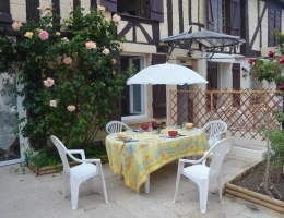 Vignette - Touristique - Ensemble immobilier de caractère prêt pour l’exploitation immédiate