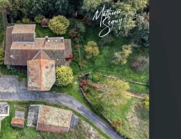 Vignette - Touristique - Ancien Moulin sur 1,3 Ha de terrain à MESSIMY (69)