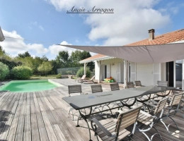 Vignette - Rurale - Demeure d’exception de 250 m² avec piscine, tennis et parc arboré à Saint-Sylvestre-sur-Lot(47)