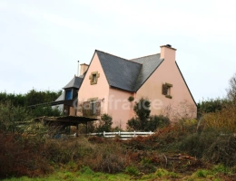 Vignette - Touristique - EXCLUSIVITE Propriete bord de mer, à vendre 10 pièces CAMARET SUR MER (29) Actuellement chambres d'hotes, 320 m2