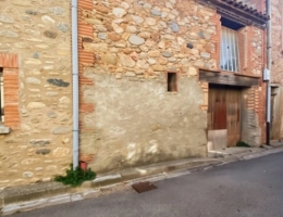 Vignette - Rurale - Dpt Pyrénées Orientales (66), en exclusivité - Au coeur du village Catalan de Banyuls-dels-Aspres - Grange de 58 m² à réhabiliter