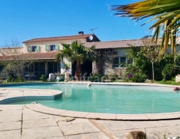 Vignette - Tourist - 5-room property for sale in Arles (13)