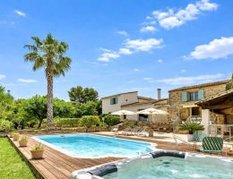 Vignette - Tourist - Farmhouse 380 m² – 2 independent houses – swimming pool – rental income – near Montpellier