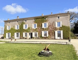 Vignette - Prestige - Propriété de caractère avec piscine, dépendances et terrain clos