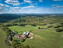 Vignette - Équestre - Propriété avec vue 360° sur l’essentiel : un domaine d’exception dédié à la vie équestre TOURNON D'AGENAIS (47)