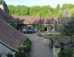 Vignette - Rural - Charming riverside property 242m²