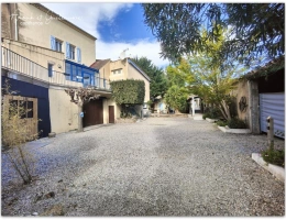 Vignette - Tourist - Exclusive listing - Property comprising a main house, 2 studios, 1 gîte, 1 love room with swimming p