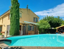 Vignette - Rurale - Maison de campagne avec piscine