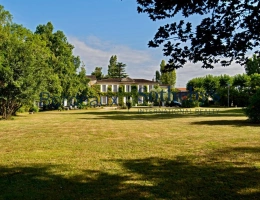 Vignette - Prestigious - BORDEAUX 40MN - STUNNING 18th CHARTREUSE - 1.3 HECTARES PARK - 9 BEDROOMS - MAGNIFICENT RENOVATION