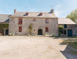 Vignette - Prestige - En Baie du Mont-Saint-Michel, à vendre au Mont-Dol, Maison de charme & Ensemble professionnel