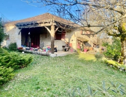 Vignette - Tourist - Character property with outbuildings and swimming pool (Lot 46)