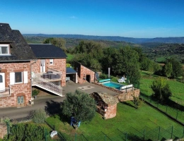 Vignette - Rural - SAINT CHRISTOPHE - MAISON DE 165m² AVEC PISCINE