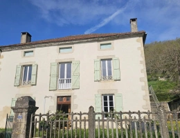 Vignette - Rural - Spacious charming house in the medieval village of Caylus