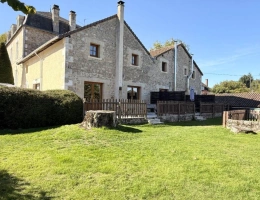Vignette - Touristique - MAISON DE CARACTERE avec 3 GITES