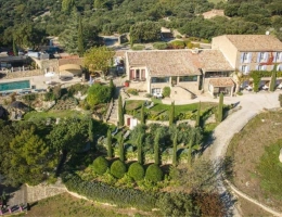 Vignette - Prestige - Un Domaine d'Exception au Coeur du Luberon