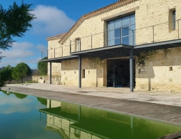 Vignette - Rurale - Domaine en pierre du Quercy - 612 m² utiles - 2 hectares - projet de rénovation à reprendre