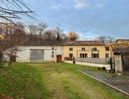 Vignette - Prestige - Propriété de caractère avec potentiel de rénovation