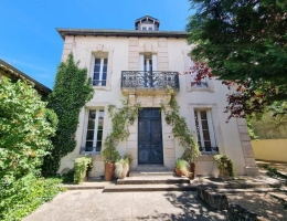Vignette - Prestige - Maison de Maître classique de 6 chambres, rénovée avec goût, jardin, piscine et historique de location de vacances réussi