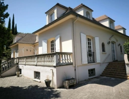 Vignette - Prestige - Maison Ile de France de qualité . Jardin clos . Foix