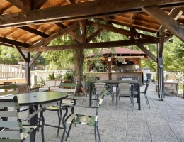 Vignette - Touristique - Camping paisible au coeur du village
