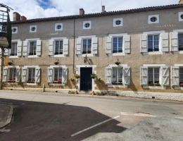 Vignette - Touristique - Champagne Mouton - Chambre d'hôtes avec jardin privé, piscine et parking