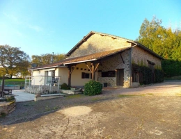 Vignette - Rural - Charming renovated detached stone property with barn, hanger, large garden, swimming pool and wonder