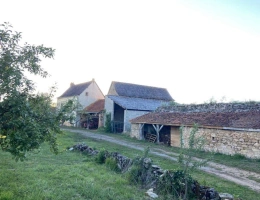 Vignette - Rurale - RIGNAC-CORPS DE FERME AVEC DEPENDANCES