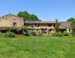 Vignette - Tourist - CHARMING PROPERTY WITH AN ATTACHED GITE AND LAND OFFERING UNOBSTRUCTED VIEWS