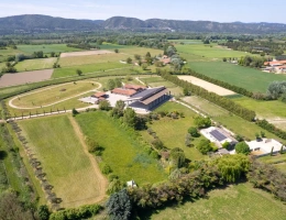 Vignette - Equestrian - High-end stable