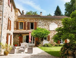 Vignette - Tourist - House