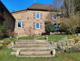 Vignette - Rural - Belle Maison de maître bourguignonne à vendre 7 pièces SAINT IGNY DE VERS (69)