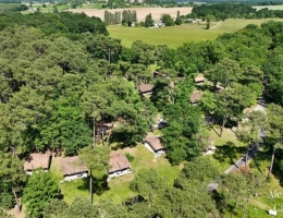 Vignette - Touristique - Domaine nature de 19 gîtes sur plus de 10 hectares – Un lieu rare à réinventer