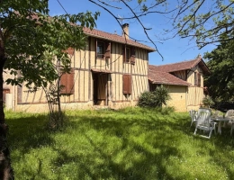 Vignette - Equestrian - Nogaro (32) 7 km, OLD GASCONNE FARMHOUSE, at the end of a long road, HIDDEN, NOT OVERLOOKED, 5 hecta