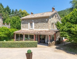 Vignette - Touristique - Charme de l'ancien  beau cadre naturel, piscine, forage, potentiel gîte/chambre d'hôte