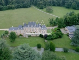 Vignette - Prestigious - 19th century castle with a 75 ha park, located in the immediate vicinity of Poitiers.
