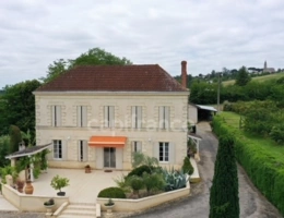 Vignette - Prestige - Maison de 223m2, 3 chambres, piscine, dépendances à BEAUPUY (47)