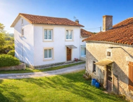 Vignette - Rurale - Ancien corps de ferme avec dépendances et potentiel
