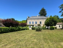 Vignette - Touristique - Demeure de caractère avec piscine au cœur de la Saintonge boisée - Montguyon (17)