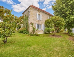 Vignette - Prestige - Maison de Maître Proche de Pellegrue