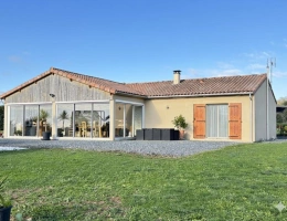 Vignette - Rurale - Maison moderne construite en 2018 sur 1,7 hectare avec grand hangar de 372 m²