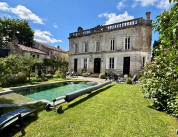 Vignette - Prestige - Majestique Maison de Maître avec gîte, beau jardin avec magnifique piscine, commerces à pied