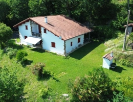 Vignette - Rurale - Maison basque 178 m² avec terrain de 15 000 m²  - Ayherre
