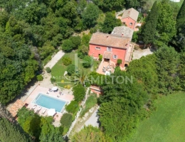 Vignette - Touristique - Propriété dException à Biot : Deux Villas Idéales pour Chambres
