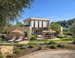 Vignette - Prestigious - Valbonne village on foot  Recent property with high-end feature