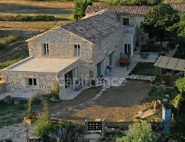 Vignette - Touristique - Dpt Gard (30), à vendre Propriété comprenant Mas d'habitation, activités gîtes