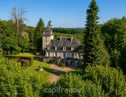Vignette - Prestigious - 18th Century Chateau near to Martel