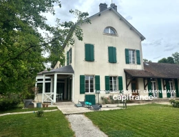 Vignette - Touristique - ELEGANTE PROPRIETE AVEC PISCINE, GÎTE INDÉPENDANT ET ESPACE PROFESSIONNEL – POUILLY-EN-AUXOIS CENTRE